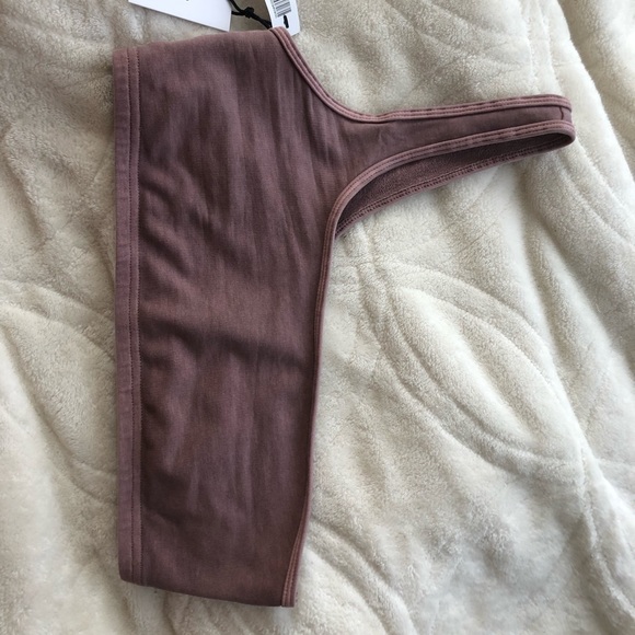 aritzia bra top